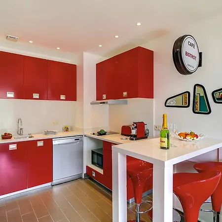 Sweet - Saint Denis * Paris